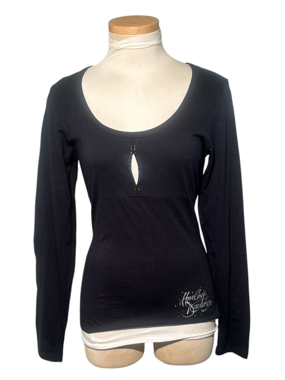 Harley-Davidson Black Long Sleeve Scoop Neck Top with Front Keyhole Size M NEW